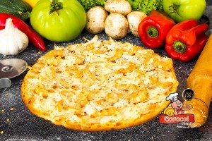 Pizza de pollo y camarón - Caracol Pizzería
